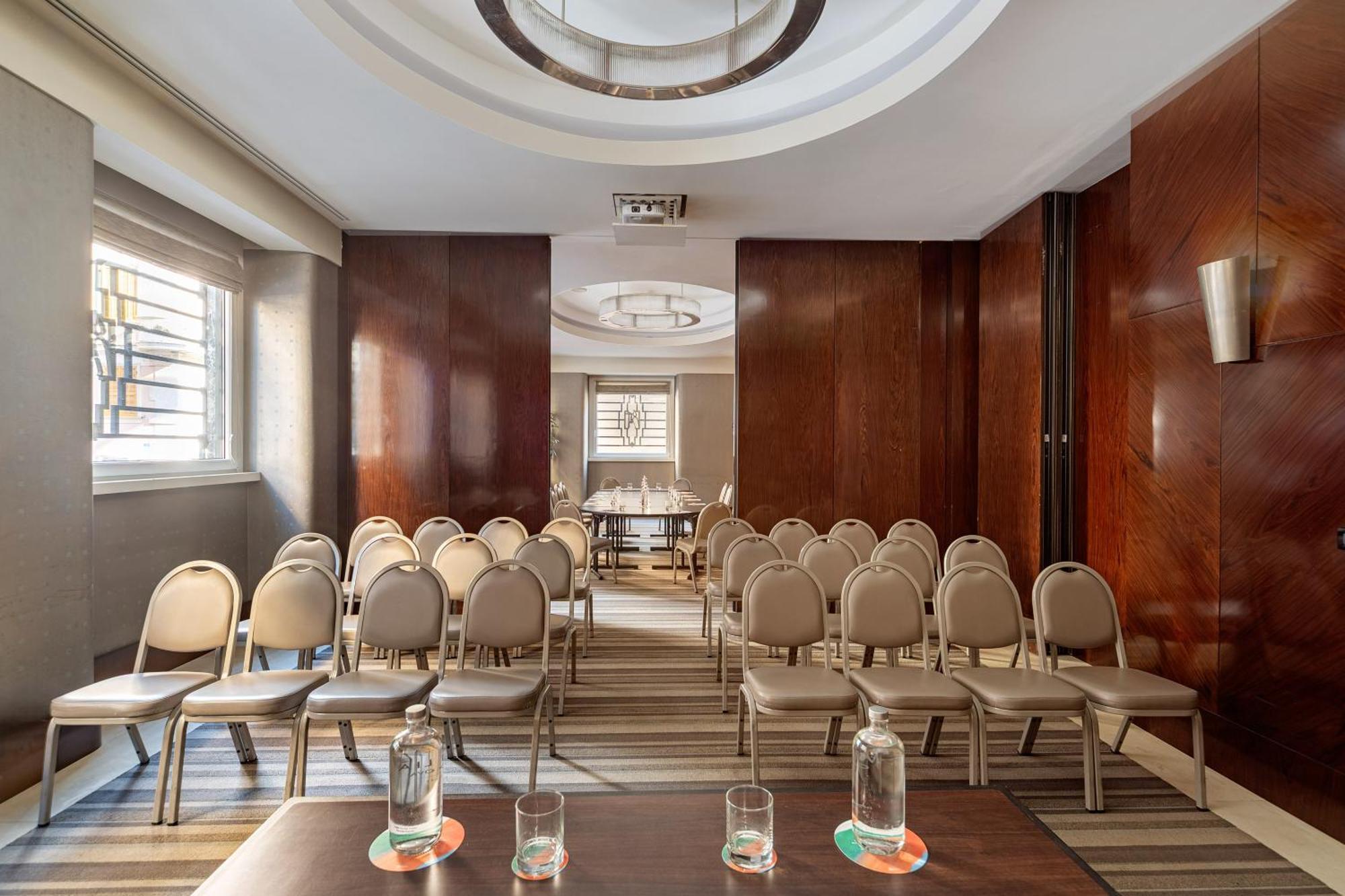 Melia Genova Hotel Bagian luar foto