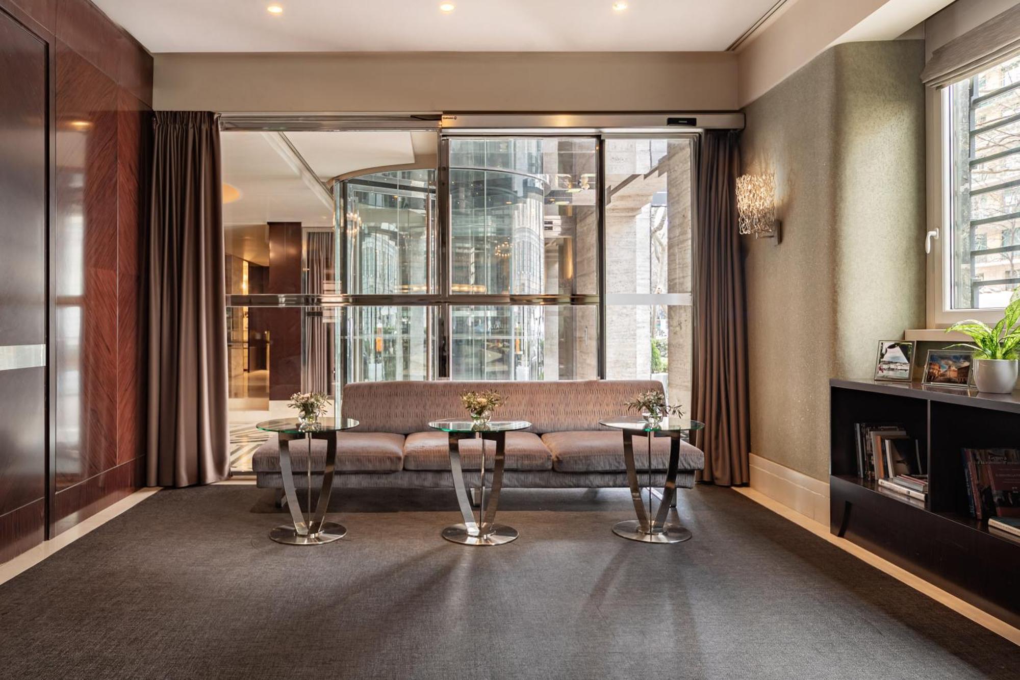 Melia Genova Hotel Bagian luar foto