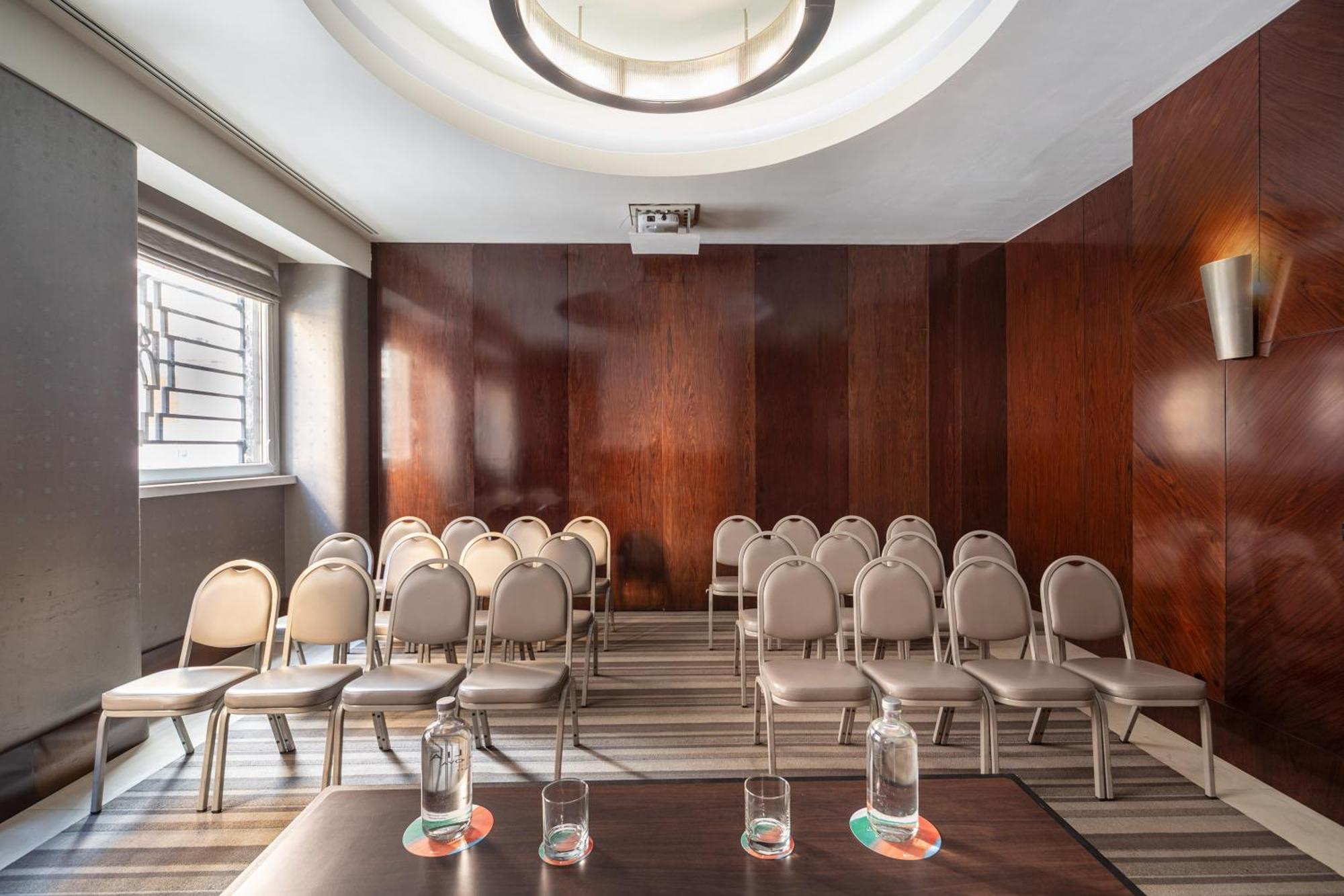 Melia Genova Hotel Bagian luar foto