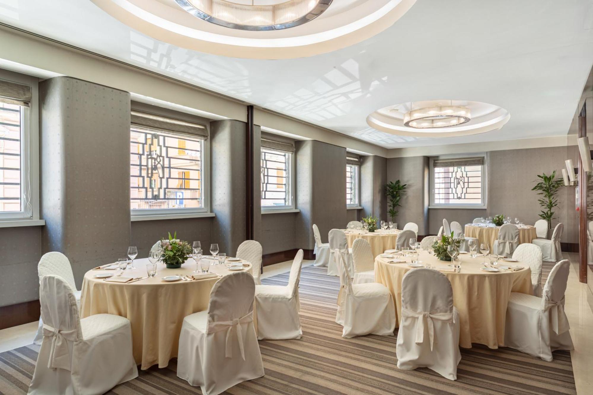 Melia Genova Hotel Bagian luar foto